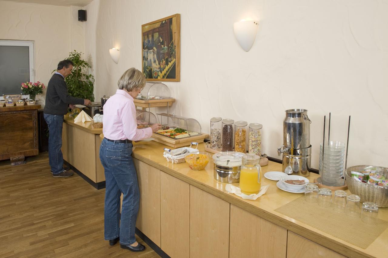Stadthotel Duesseldorf Kültér fotó
