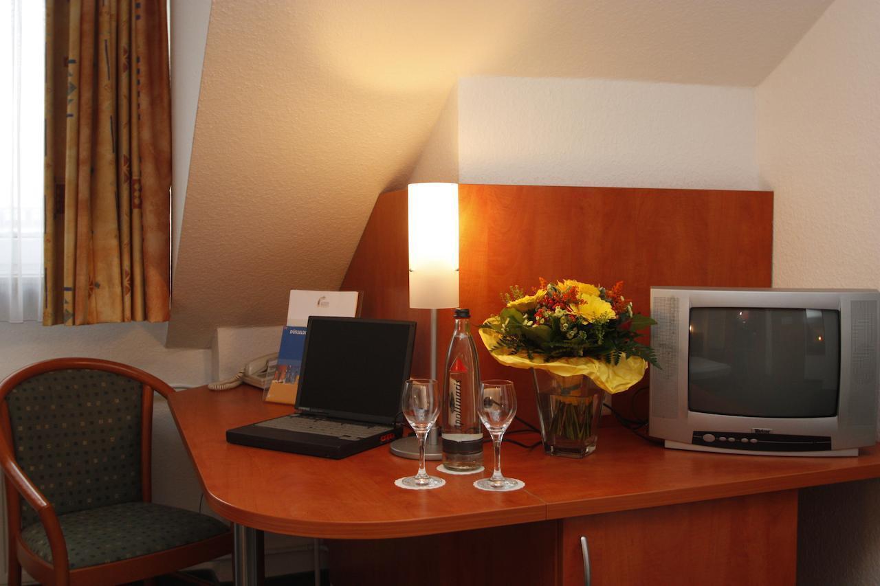 Stadthotel Duesseldorf Kültér fotó